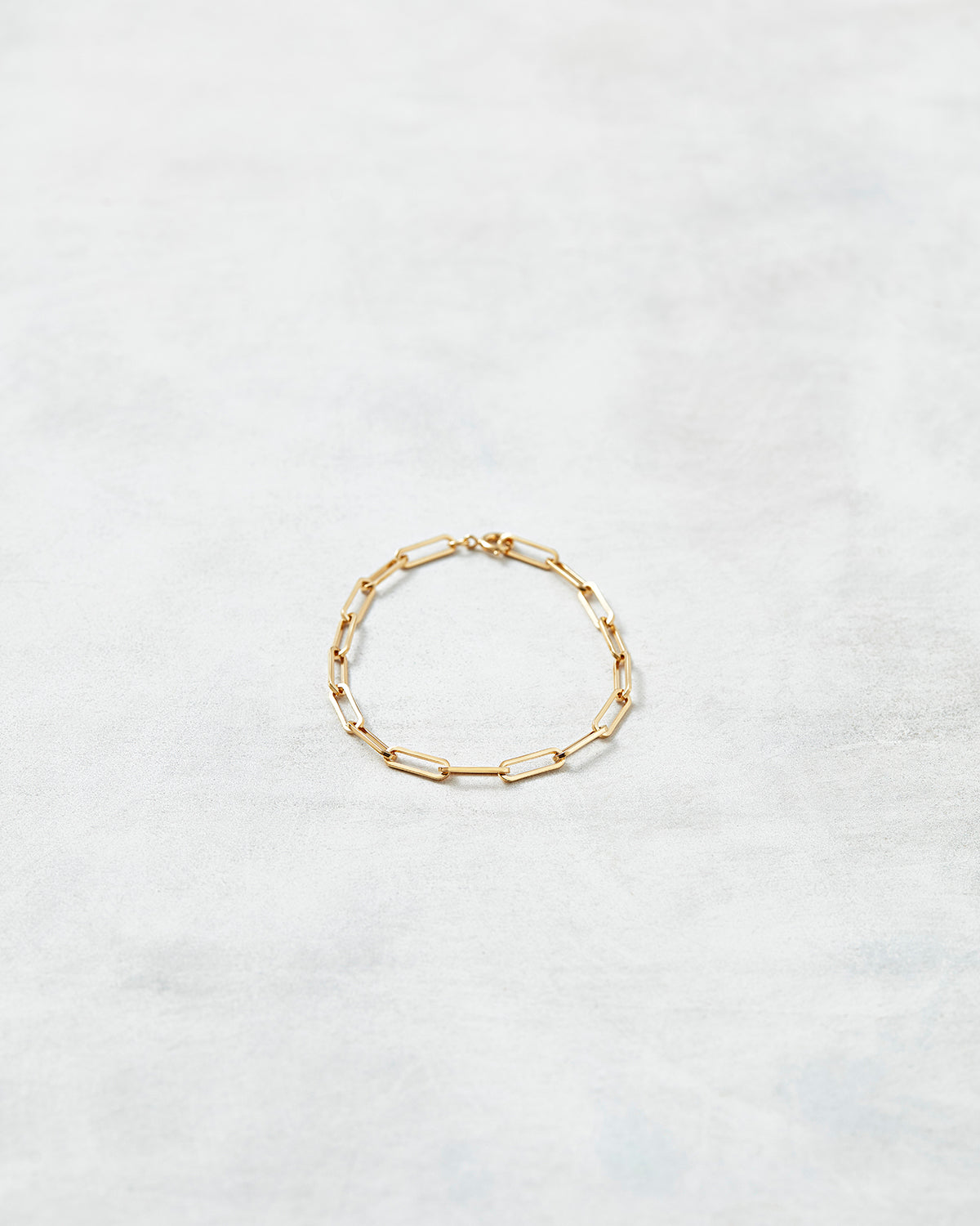 チェーンブレスレット