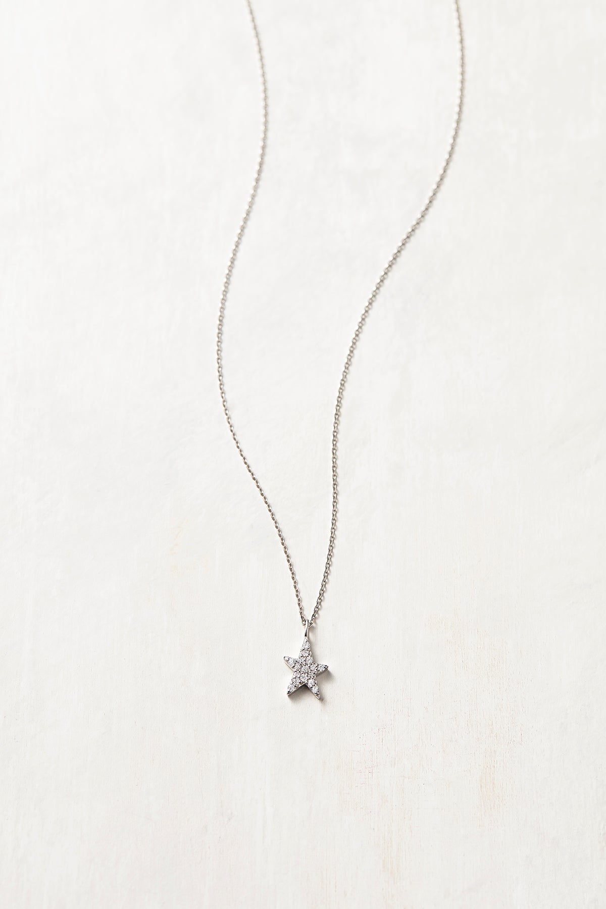 Line Star シャインネックレス